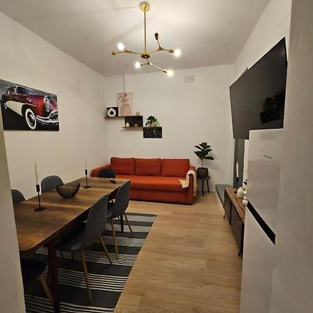 Heart Of City Center 4Br 2Bath 10 Pers 布加勒斯特 外观 照片