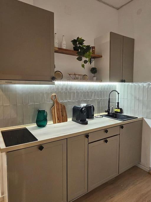 Heart Of City Center 4Br 2Bath 10 Pers 布加勒斯特 外观 照片